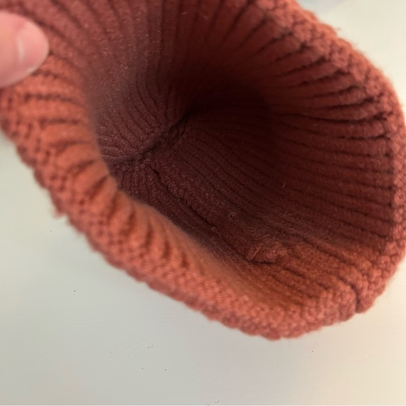 Steve Madden Beanie Orange - Picture 6 of 7